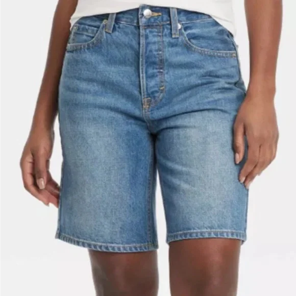 Universal Thread 90s Baggy Bermuda in Deep Blue sz 10 - Picture 1 of 9